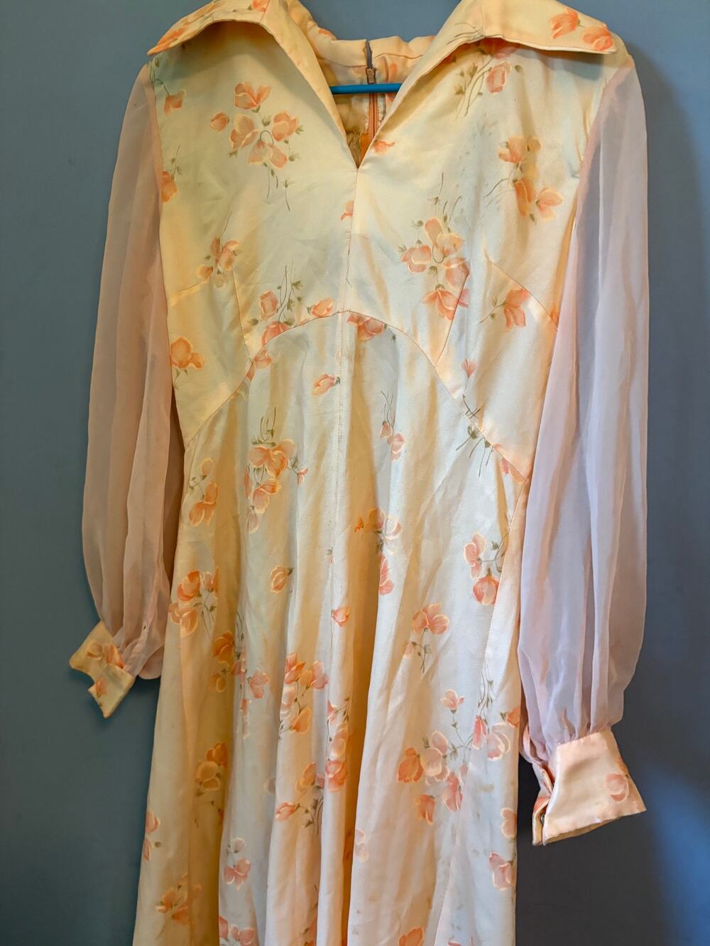 Women’s Nightgown Cream Peach Floral Sheer Sleeve Size Read